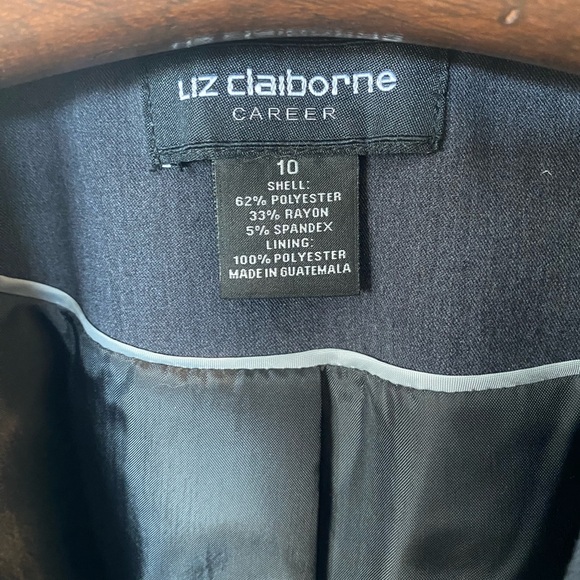 Liz Claiborne suit jacket from her Career line. Worn twice! - Picture 4 of 4